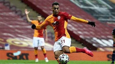 مصطفى محمد يشاهد تعادل جالاتا سراي مع مالاتيا سبور من مقاعد البدلاء