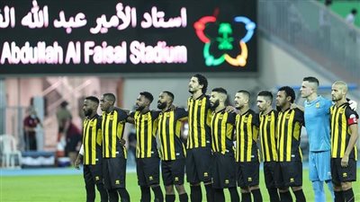 حكام أجانب لقمة الدوري السعودي بين الاتحاد والنصر