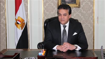خالد عبد الغفار: إزالة أي معوقات تواجه المواطنين في التطعيم ضد كورونا 