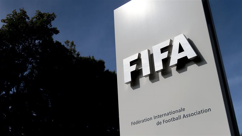 فيفا، فيتو