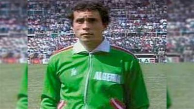 وفاة الحارس الدولي الجزائري السابق مهدي سرباح عن 68 عامًا 