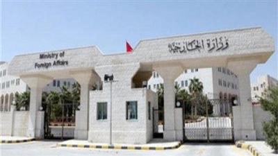 الخارجية الكويتية تطلب من القائم بأعمال السفارة اللبنانية مغادرة البلاد خلال 48 ساعة