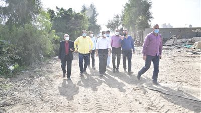 تطوير كورنيش بطول ١٨٠٠ متر ومحور مروري بعرض مدينة المحلة الكبرى|صور