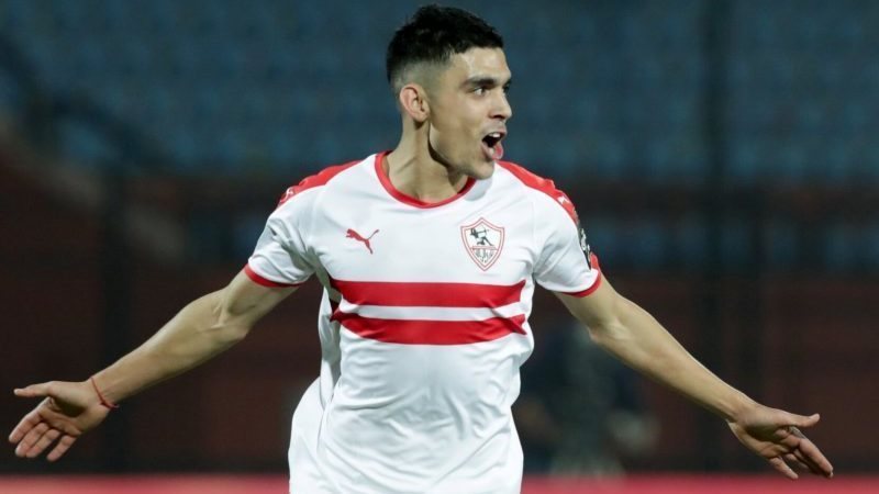 أشرف بن شرقي لاعب
