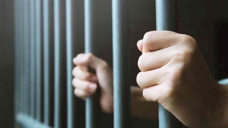 حبس المتهم بقتل شقيقه