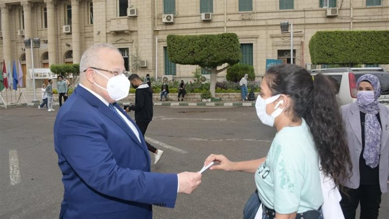رئيس جامعة القاهرة