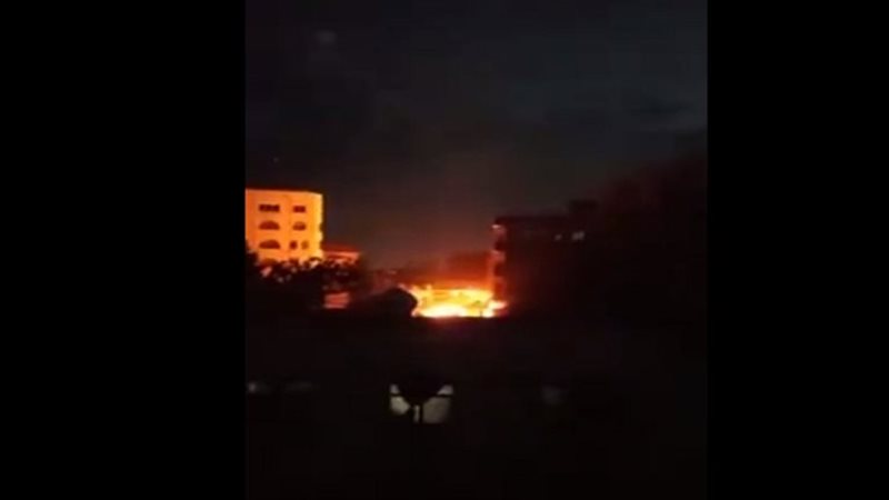 انفجار مطار عدن