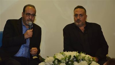 خالد سرحان: العمل مع عادل إمام متعة ويتطلب الكثير من الطاقة | فيديو