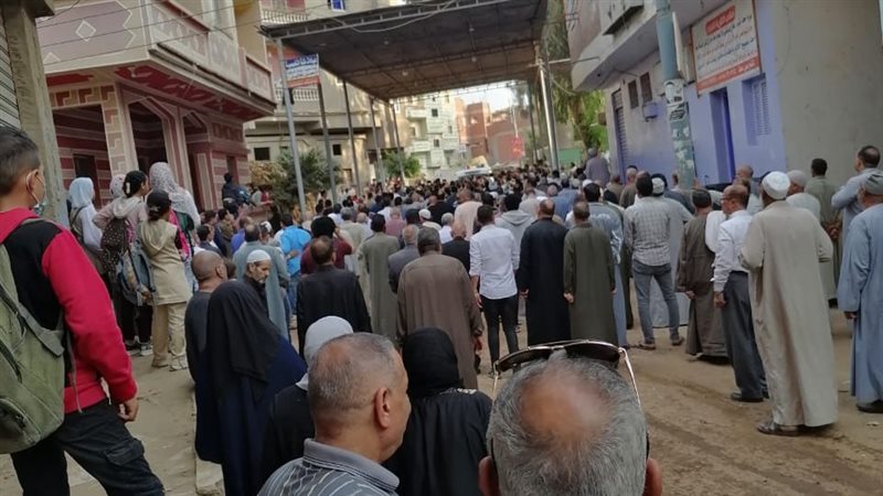 جنازة شعبية لعبد