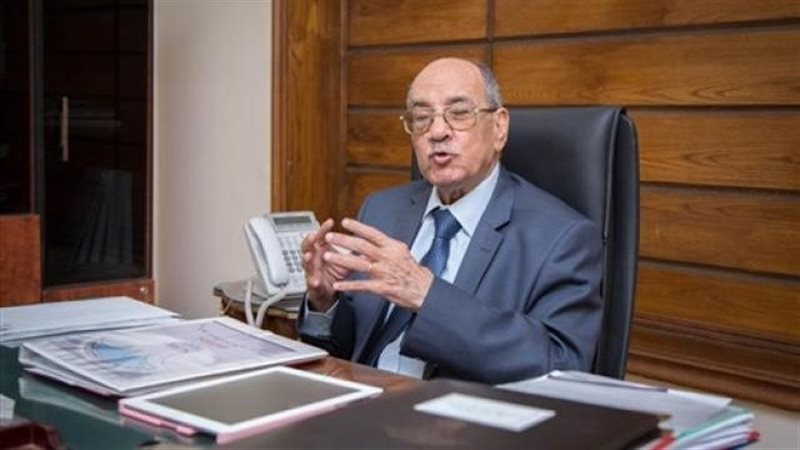 المفكر الراحل عبد