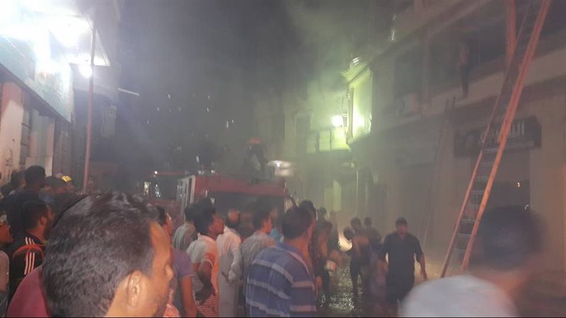  حريق داخل محل بقالة