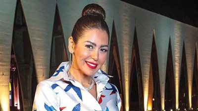 حتة من القمر الحلقة 2.. سيف يحاول التقرب من قمر وصديقتها تحاول إبعادها عنه