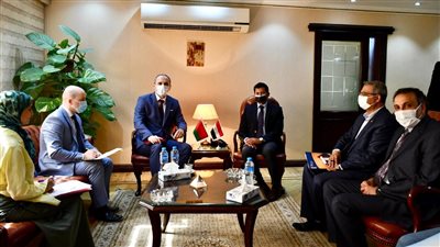 وزير الرياضة يبحث مع سفير بيلاروسيا بالقاهرة تعزيز التعاون المشترك