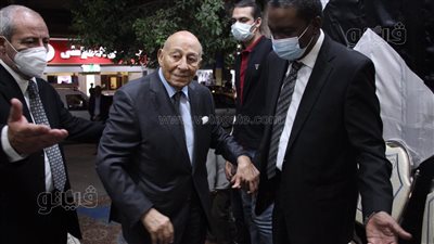 فايق وخالد علي وجورج إسحاق يشاركون في عزاء عبد الغفار شكر | صور