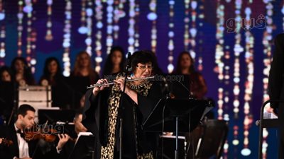 من مؤلفات جمال سلامة.. وزيرة الثقافة تعزف في افتتاح مهرجان الموسيقي العربية | صور