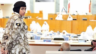 وزير الدفاع الكويتي: التحاق المرأة بالخدمة العسكرية يصب في صالح تطوير قدرات الجيش