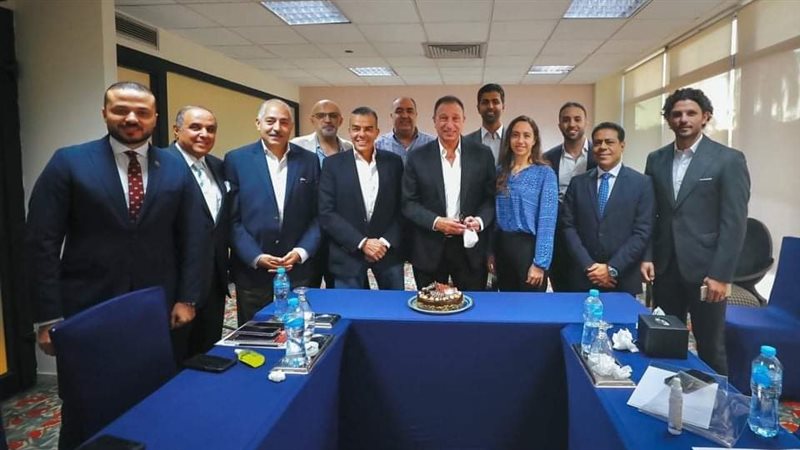 محمود الخطيب مع قائمته