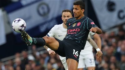 الدوري الإنجليزي، استمرار التعادل السلبي بين توتنهام ومانشستر سيتي بعد 30 دقيقة