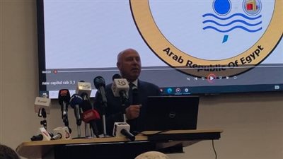 وزير النقل يتفقد عوامل الأمان بمشروع التاكسي الكهربائي بالعاصمة الإدارية 