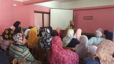 شباب الشرقية: ندوة تثقيفية عن الشمول المالي لعضوات نادي الفتاة والمرأة 