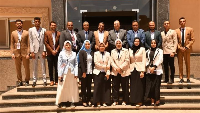 جامعة الوادي الجديد،