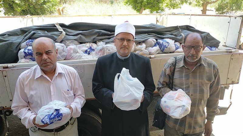 المواد الغذائية للأسر