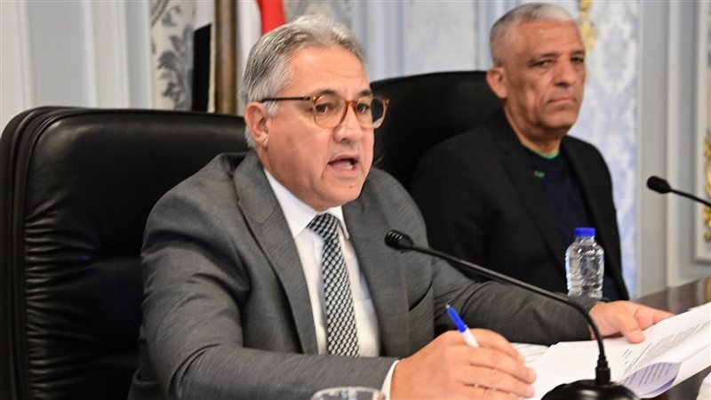 لجنة الإدارة المحلية