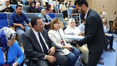 طلاب طب المنصورة الجديدة يشاركون في أول عرض إكلينيكي للحالات المرضية