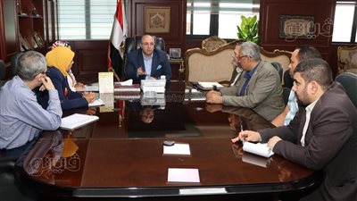 قاعة بالمجان وحضور حفل الزفاف، محافظ بني سويف يستجيب لطلب شاب كفيف