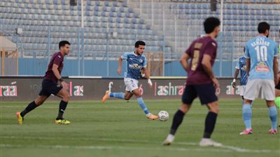 بيراميدز يفوز على سيراميكا 2-1 ويواصل تصدره للدوري الممتاز (صور)