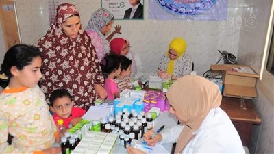 جامعة كفر الشيخ تطلق قافلة طبية وبيطرية بقرى مطوبس 