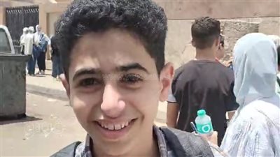 فرحة بين طلاب الشهادة الإعدادية بالمنوفية لسهولة امتحان الجبر (بث مباشر)