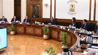 مدبولي: نعمل على توفير السلع والبضائع بكميات كبيرة وأسعار مخفضة