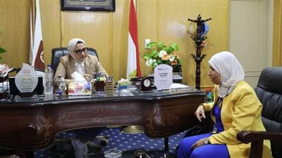 نائب محافظ الوادي الجديد تناقش مع اليونسكو إنشاء مركز التعلم المجتمعي 