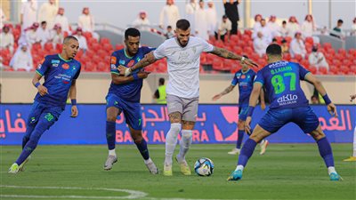 الدوري السعودي، الطائي يخطف فوزا غاليا من الفتح بثلاثية 