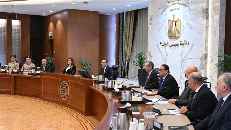 اجتماع الدكتور مصطفى