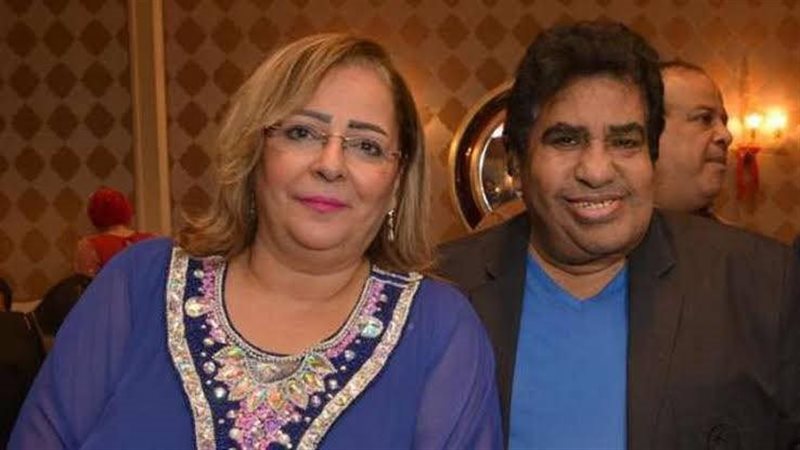 أحمد عدوية وزوجته،