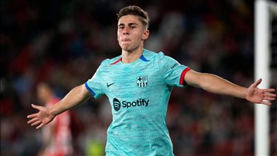 أول تعليق من لوبيز بعد ثنائية مباراة برشلونة وألميريا