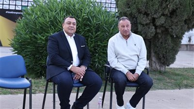 نهائي إفريقيا، السفير المصري في تونس يحضر مران الأهلي استعدادا للترجي