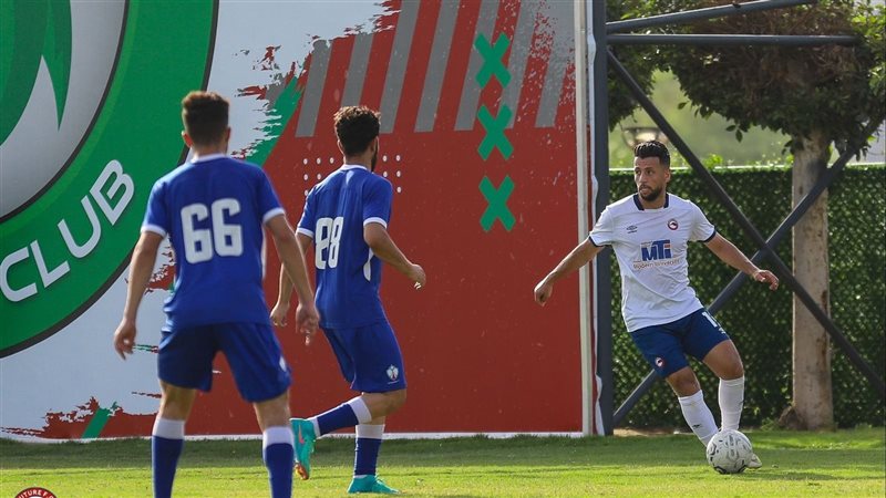 فيوتشر والنجوم، فيتو