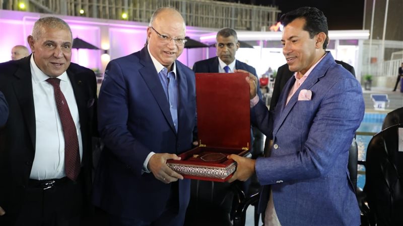 محافظ القاهرة،فيتو