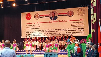 وزير التعليم يشهد حفل ختام بطولات الجمهورية ومسابقات التربية الفكرية ببورسعيد (صور)