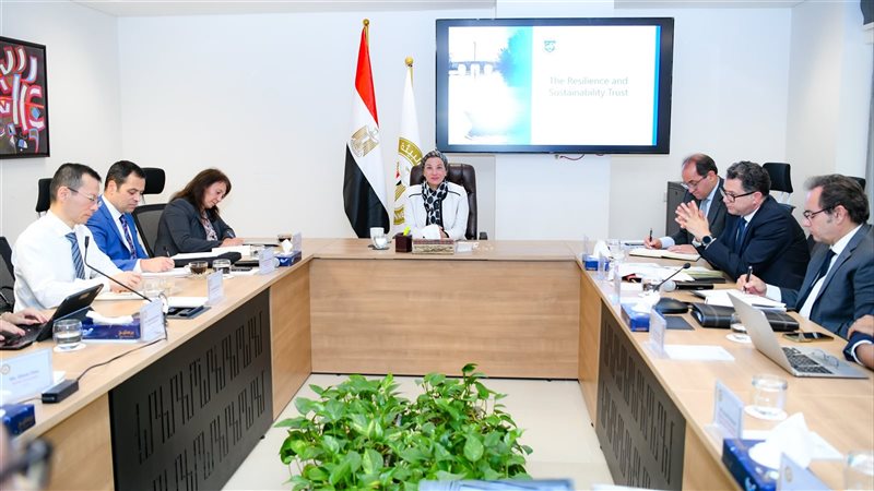 اجتماع وزيرة البيئة،