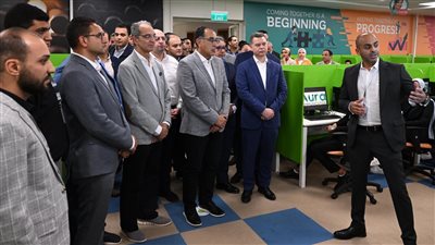 رئيس الوزراء يختتم جولته بمحافظة بني سويف بتفقد القرية التكنولوجية (صور) 