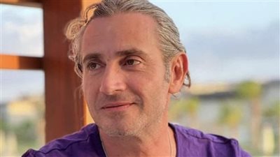 زوجة الفنان جلال الزكي تطمئن الجمهور على حالته الصحية