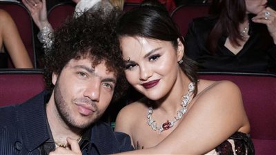  بيني بلانكو: سيلينا جوميز هي من طلبت مواعدتي