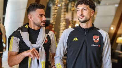 وصول حافلة الأهلي لملعب رادس استعدادا لمواجهة الترجي (فيديو)