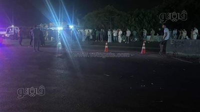 مصرع شخص وإصابة 3 آخرين في تصادم سيارتين بطريق 