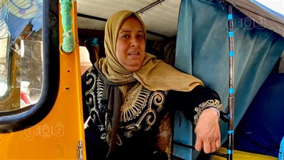 من معهد تمريض لـ سائقة توكتوك.. قصة كفاح هالة لتربية ثلاثة أطفال.. انفصل عنها الزوج وترك ابنتهما المريضة.. وقاطعها أهلها بسبب العمل