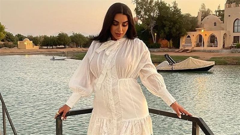 جوري بكر، فيتو